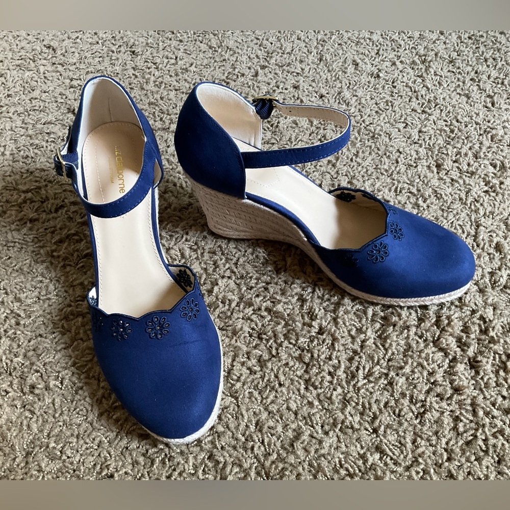 Liz Claiborne Navy Blue Wedge Heels; Ankle Strap, Memory Foam, Women’s 8.5
